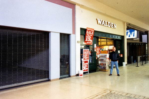North Kent Mall - Old Photo From Gr Retro